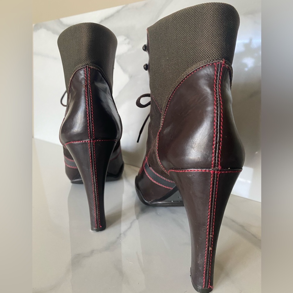 Cole Haan Dark Brown /Red Leather/ Suede Granny Lace  Up Boots 4” Heel Size 7